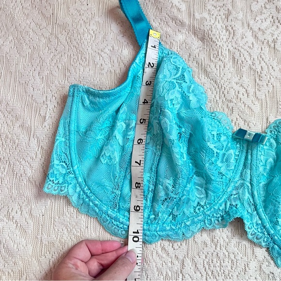 Adore Me lace underwire bra - Picture 4 of 11